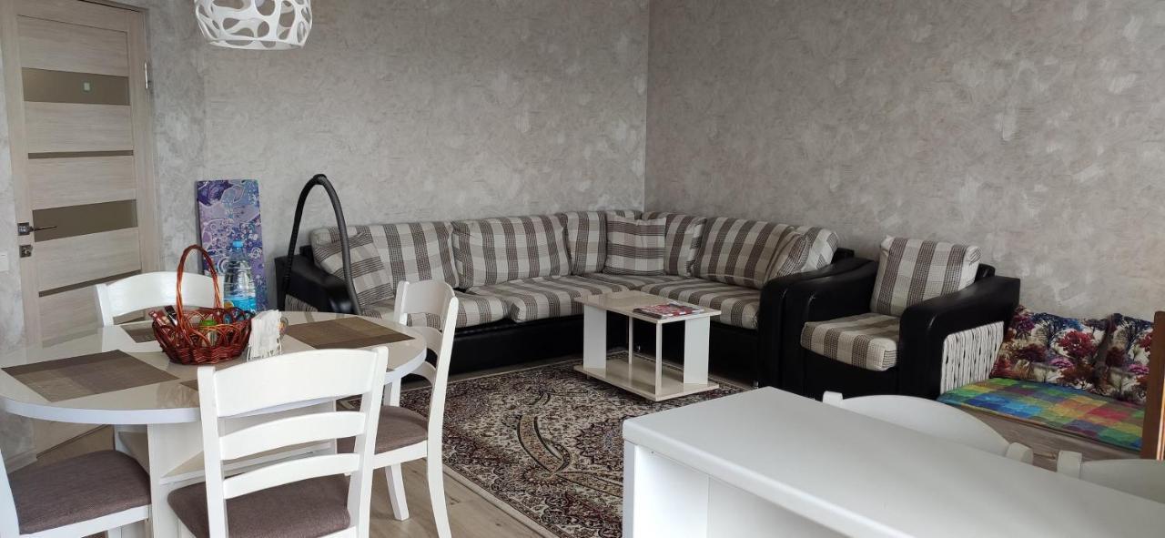Apartment In The Karakol Heart 외부 사진